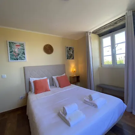 לינה וארוחת בוקר Casa Pavao 3*