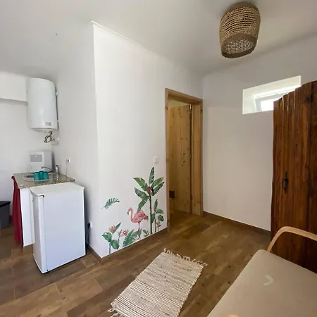 לינה וארוחת בוקר Casa Pavao 3*